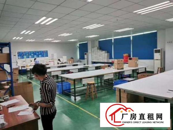  出租长安长安中心区楼上1800平精装修水电齐全可分