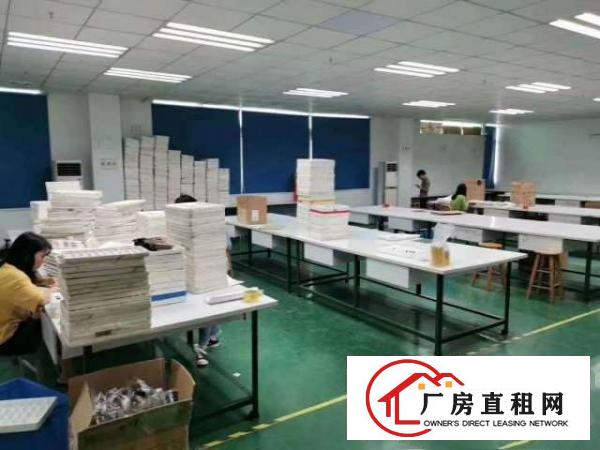  出租长安长安中心区楼上1800平精装修水电齐全可分