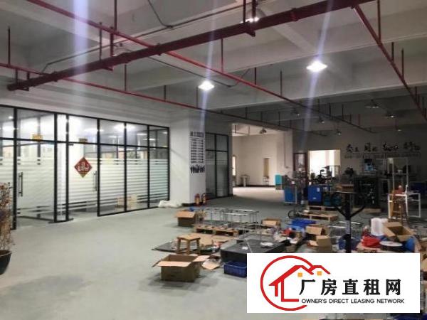  新民新出原房东楼上800平精装修厂房水电齐全