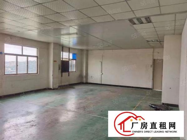  长安街口楼上330平，水电齐有2办公室，独立洗手间，客货2梯