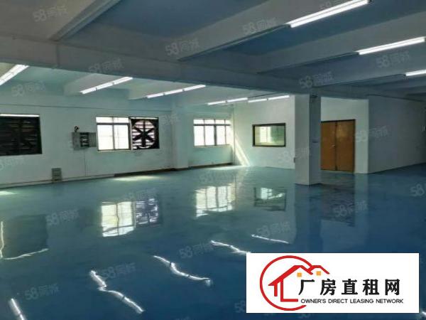  上角新空出二楼450平米，有现成豪华办公室装修，水电齐全