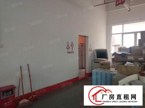  长安镇乌沙社区楼上现成水电装修2600平方厂房出租
