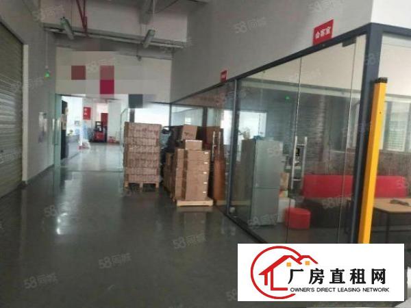  长安镇乌沙社区楼上现成水电装修2600平方厂房出租