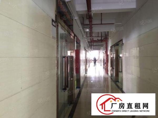  省道边上超大停车场带装修小面积厂房出租