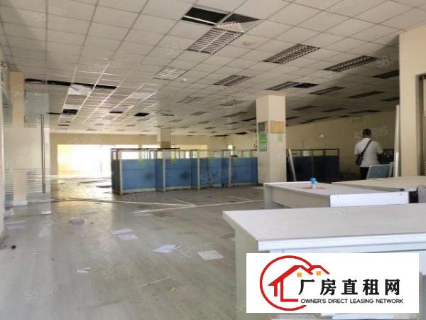  现空出楼上精装修860平方厂房出租，水电齐全，无需装让费