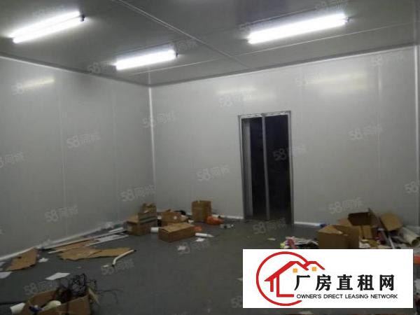  长安锦厦新空出一楼600平米厂房，带办公室装修，主线到车间