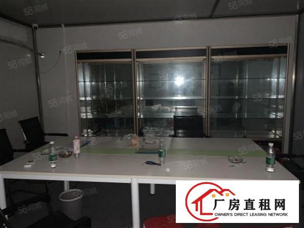  长安上沙新空出楼上无尘车间厂房2250平方。