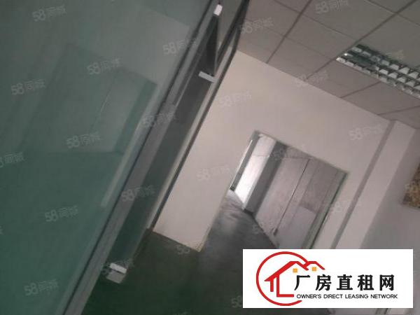 锦厦一龙路旁边楼上750平方，有水电，有装修。