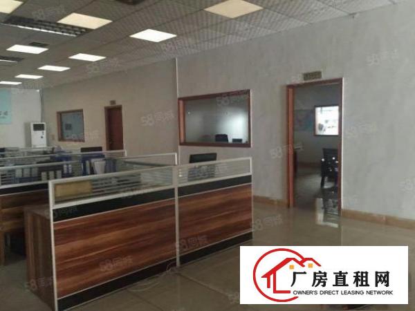  街口牌坊附近新出楼上500平厂房出租