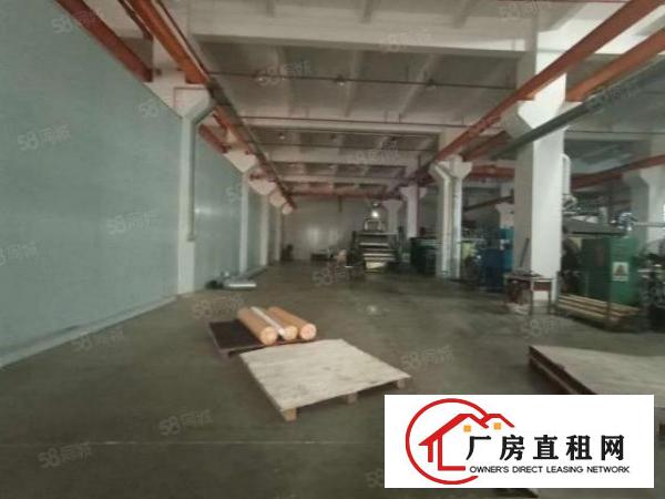  出租，一楼2100平，有牛角，高度7米，院子大，形象佳，