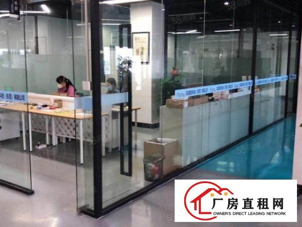  长安滨海湾新区重工厂房二楼2580平，精装修，拎包入户