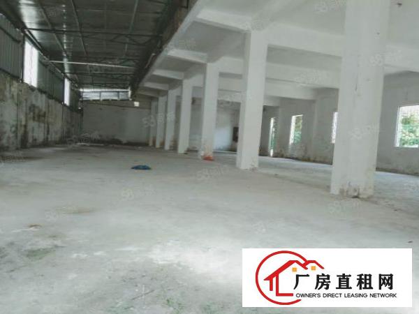  厦岗新空出三楼700平米，带精装修，有办公室