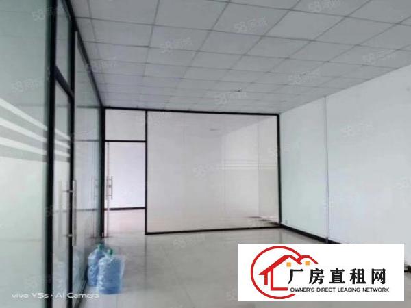  长安镇乌沙街口出租一楼带行车2400平厂房水电到位装修可分租