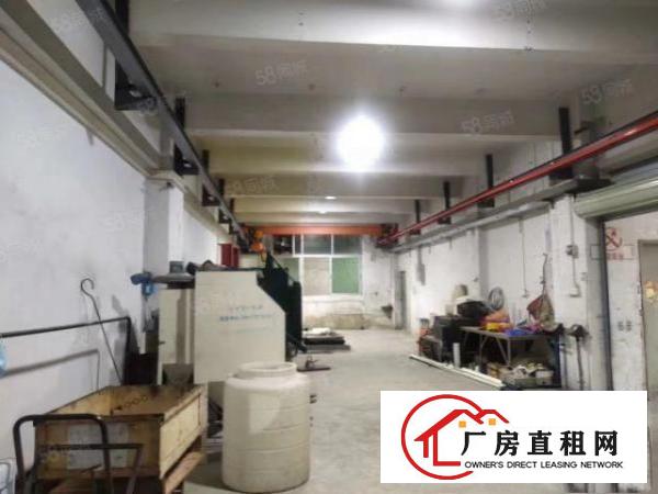  长安镇锦厦社区带航车1楼厂房240平