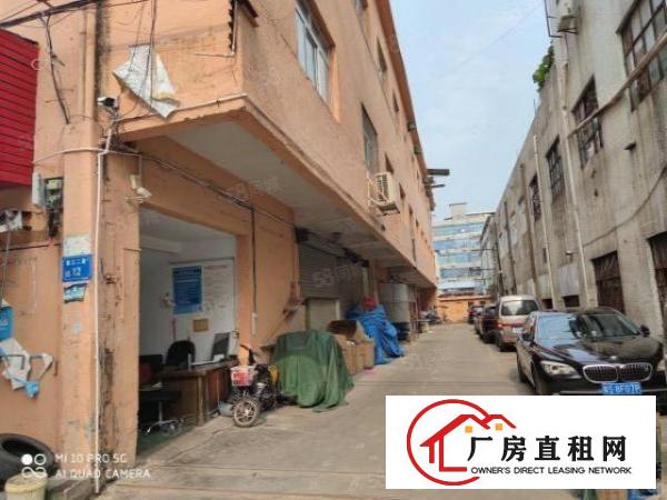 长安锦厦三楼整层900平方招租水电齐全