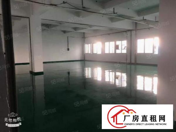  长安镇乌沙工业园300平带有办公室装修有货梯园区空地大