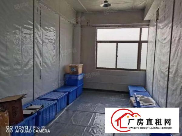  出租长安高速口楼上整层460平，一部客梯，一部货梯