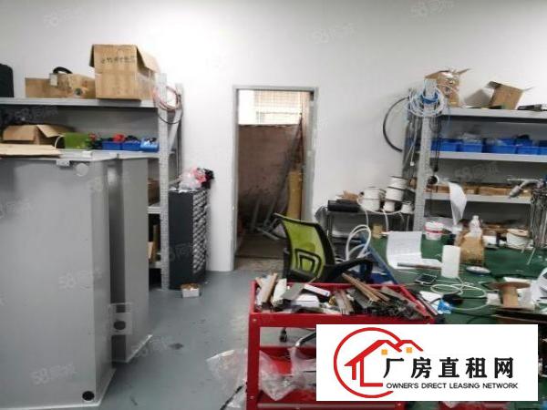  长安锦厦新空出一楼300平，精装修。适合刀具，五金，电脑锣