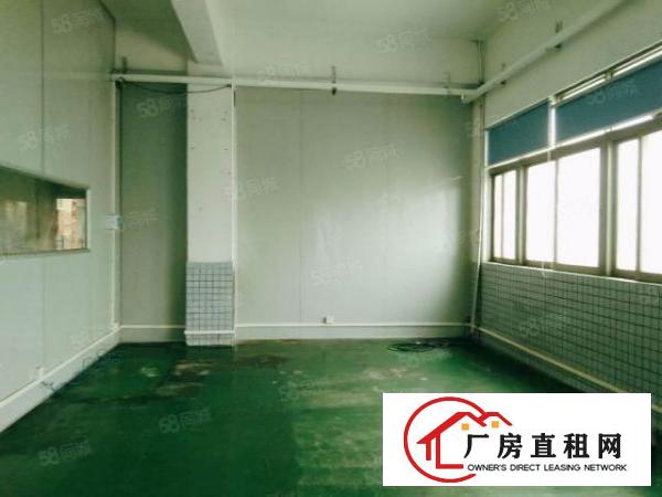  长安沙头新空出四楼700平米，水电齐全，有现成办公室装修