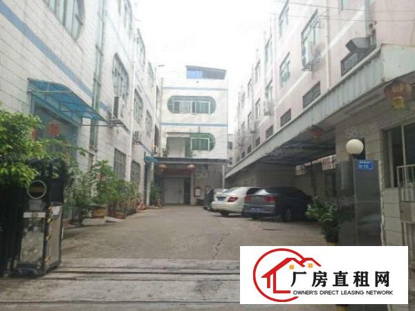  长安镇宵边楼上700平方，水电齐全，带有豪华装修。