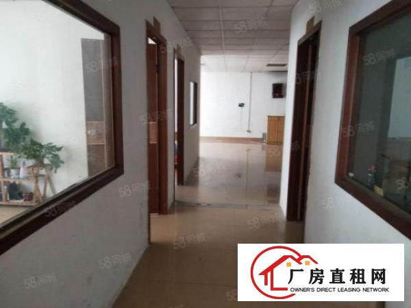  厦边楼上独立一整层650平方。水电齐全，有装修。