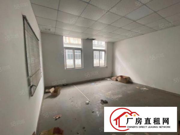  长安镇上沙新出1楼700平方，带有玻璃装修，水电齐全。