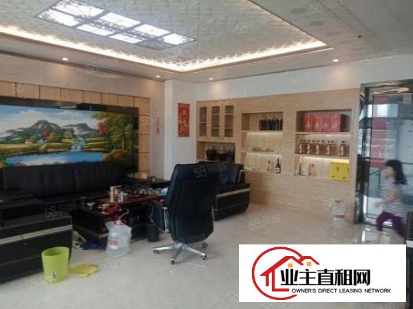  长安乌沙新出一楼750平带阁楼办公室水电齐全厂房出租！
