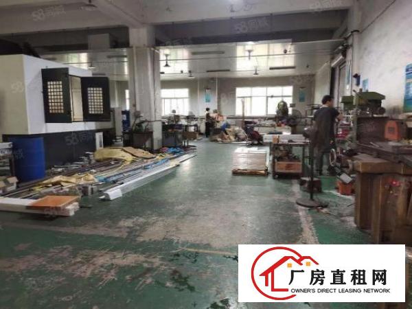  长安街口新出一楼550平方带装修办公室水电齐全