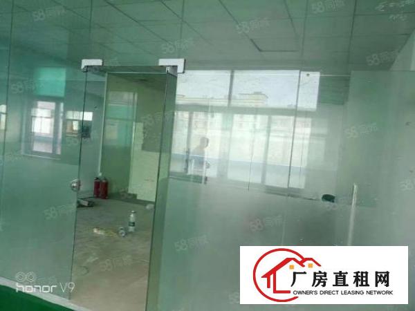  长安厦边新出二楼700平方厂房豪华装修，全新地坪漆，拎包入住