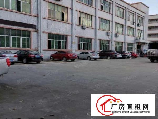  长安厦边新出二楼700平方厂房豪华装修，全新地坪漆，拎包入住