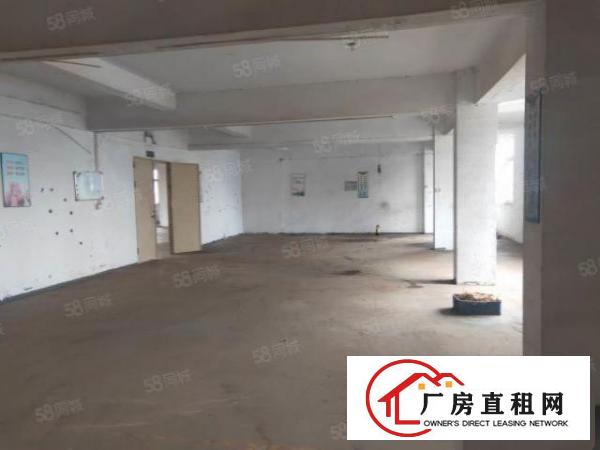  长安镇上角社区现空出标准一楼厂房出租现成地坪漆