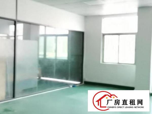  南栅工业区楼上1300平方，精装修，带2台航车