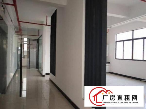 南栅楼上整层面积950方，现成水电线路办公室装修