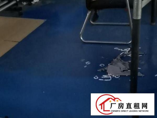  430平方厂房出租有电梯办公室精装修