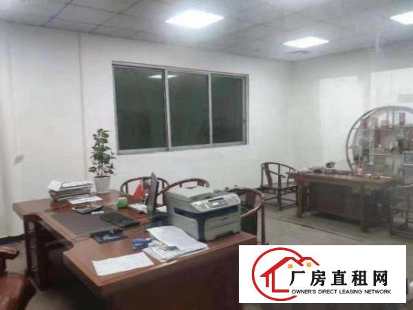  南栅工业区单一层独门独院滴水八米900平方厂房招租