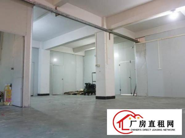  二楼厂房，有电梯，吊机口，适合办公与小加工厂