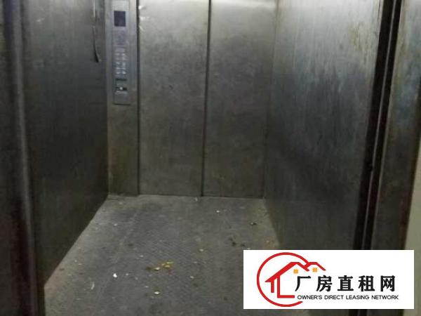  出租东莞市虎门镇南栅六区400平方有电梯厂房电子商务办公