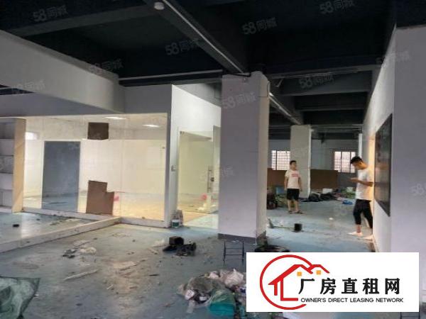  新出楼上一整层有制衣线路展厅