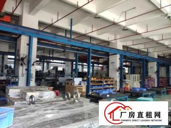  重工厂房配电充足场地超大证件齐全可办环评环境优美！