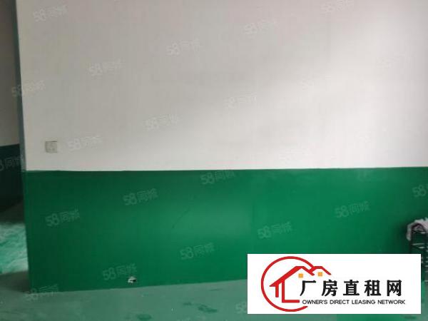 带办公室装修，适合办公和电商，水电线路齐全！货梯客梯各一部！