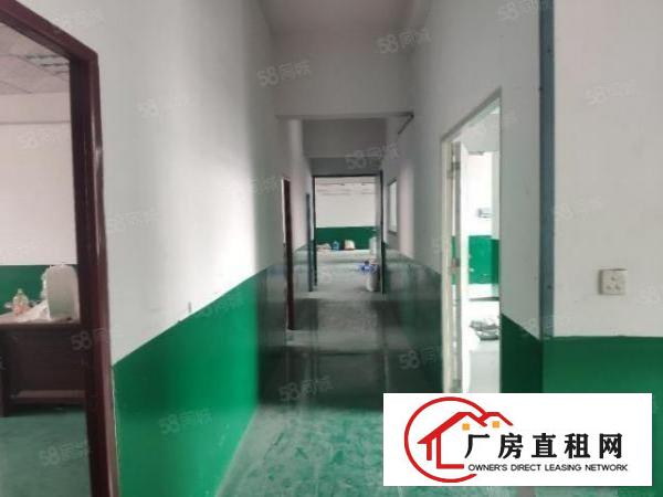  带办公室装修，适合办公和电商，水电线路齐全！货梯客梯各一部！
