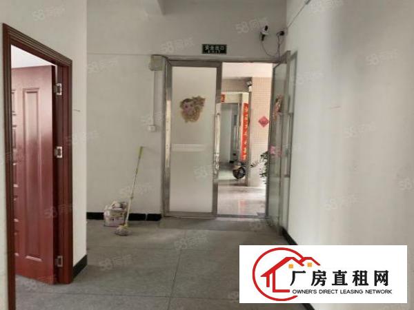  办公电商！龙眼工业区4楼470平水电齐全带办公室装修