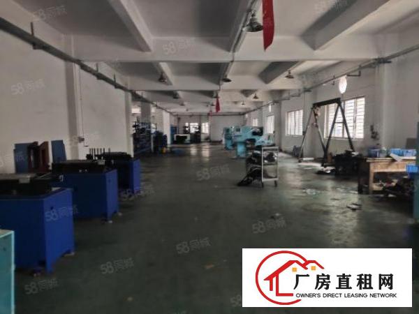  大宁新出2楼1300平方，带办公室装修，水电齐全，可拎包入住