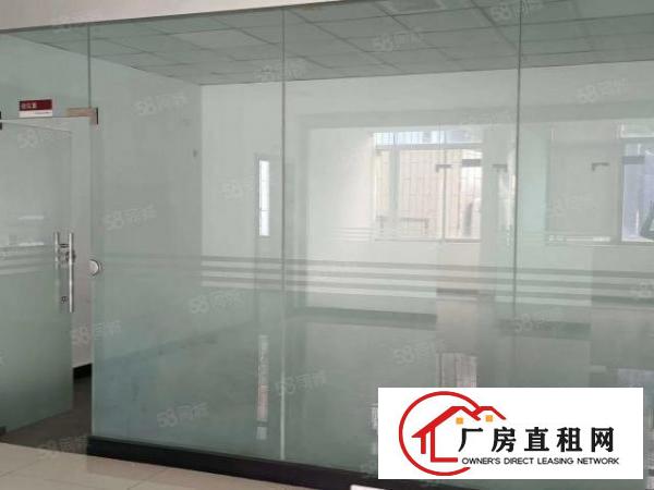  靓盘标准一楼2300带精装修空地大楼层高度6米