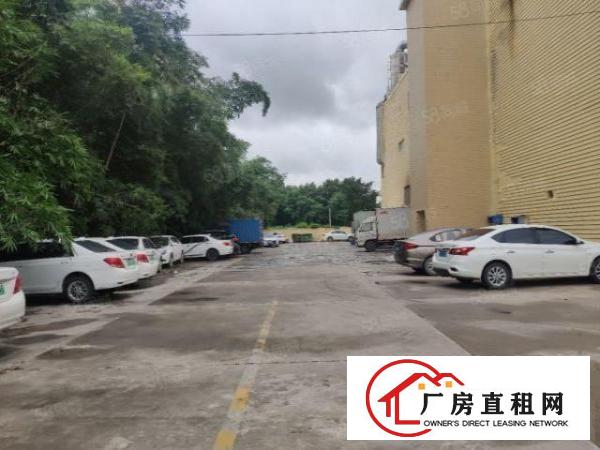  水电齐全，现成办公室装修，主线到位，电可用400千瓦，采光好