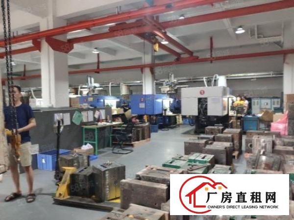  水电齐全，现成办公室装修，主线到位，电可用400千瓦，采光好