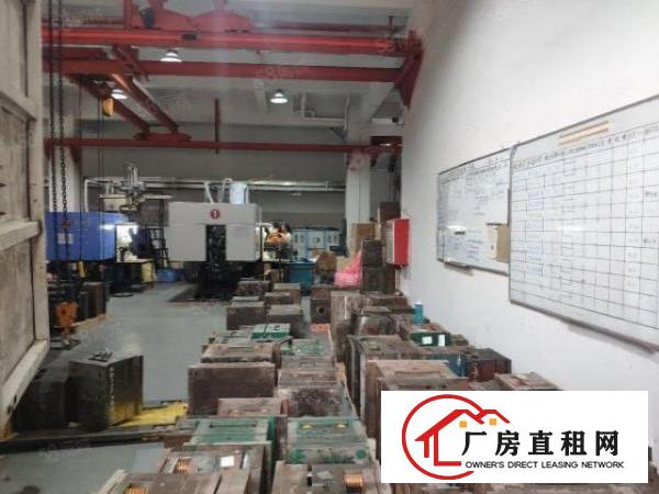  水电齐全，现成办公室装修，主线到位，电可用400千瓦，采光好