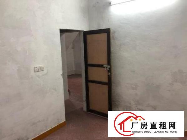  该房源一共两层，沙田轮渡路稔洲一桥附近！，出去方便！