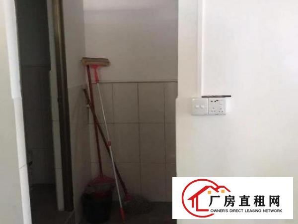  出租（合租）厚街镇新塘路口莞太路旁工业园内带装修办公室仓库