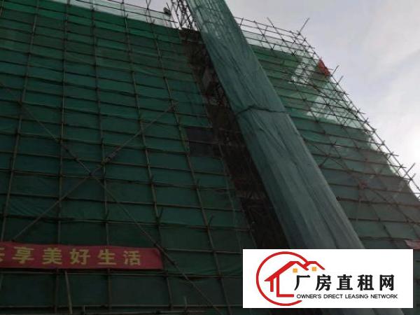  配有一台客梯，两台汽车专梯（2.5米Ⅹ5.8米）